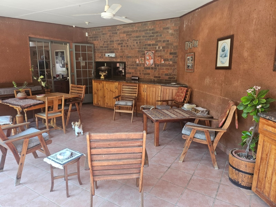 5 Bedroom Property for Sale in Roodekopjes Ah North West